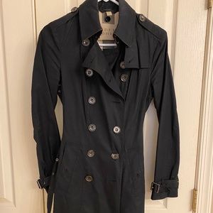 Burberry Women Black Trench Coat Used Size 2